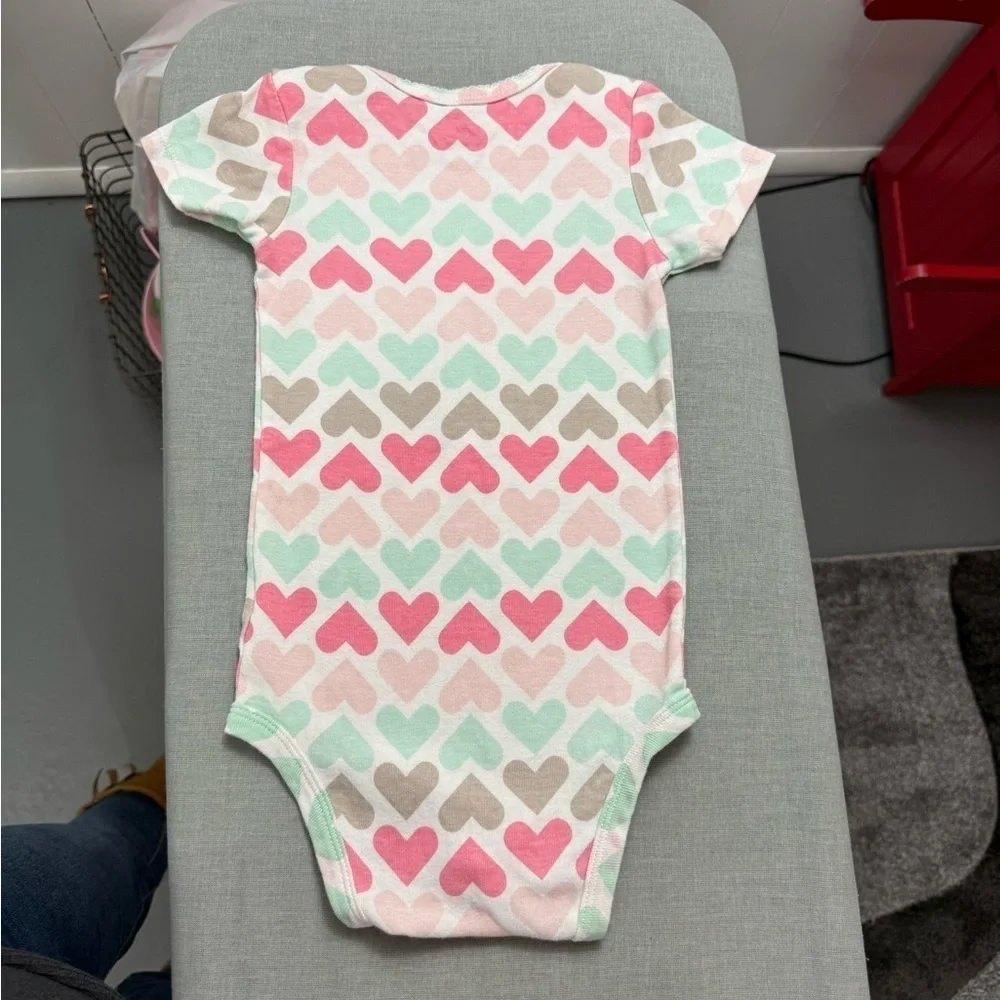 Carter’s | 3 Short Sleeve Onesies